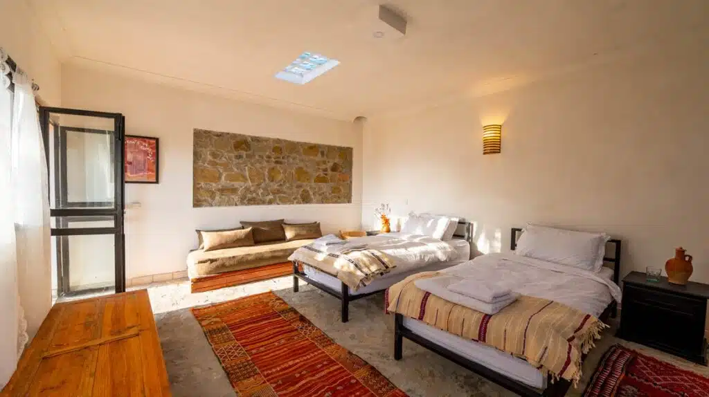 Khukh Suite 2